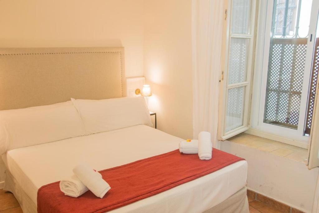 Hostal Callejon Del Agua Севілья Екстер'єр фото
