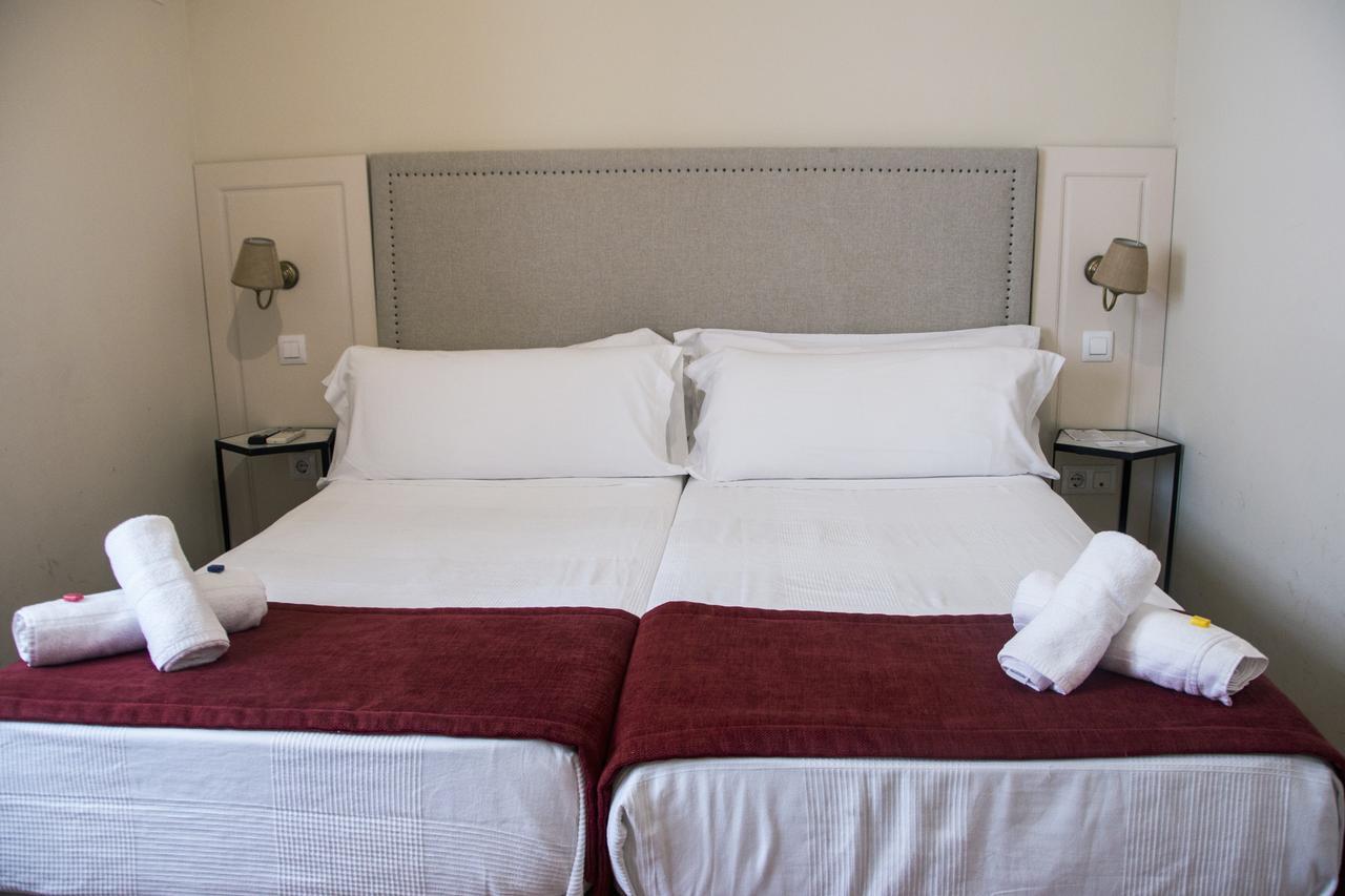 Hostal Callejon Del Agua Севілья Екстер'єр фото