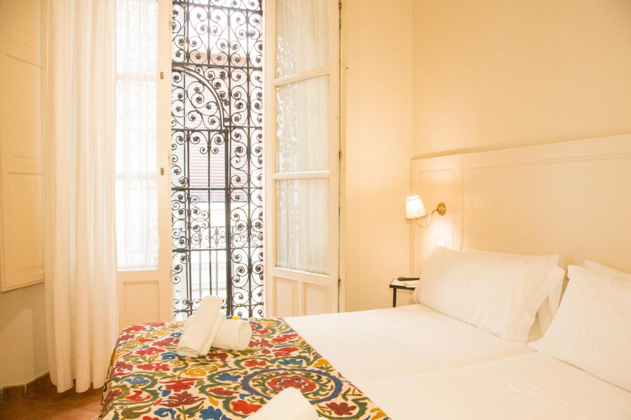Hostal Callejon Del Agua Севілья Екстер'єр фото