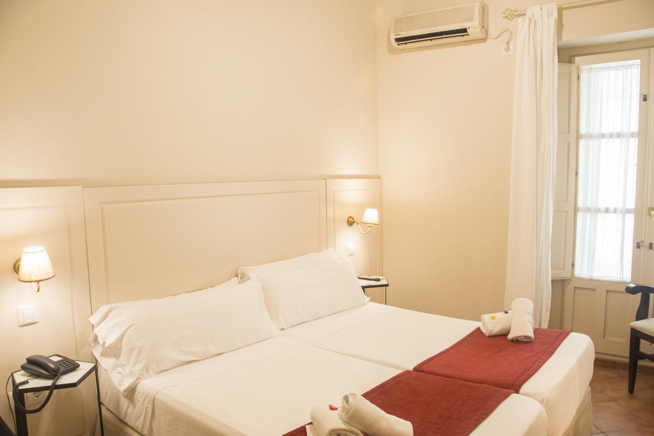Hostal Callejon Del Agua Севілья Екстер'єр фото