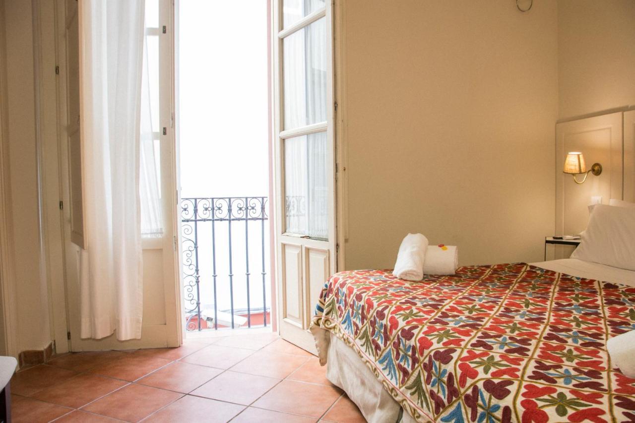 Hostal Callejon Del Agua Севілья Екстер'єр фото