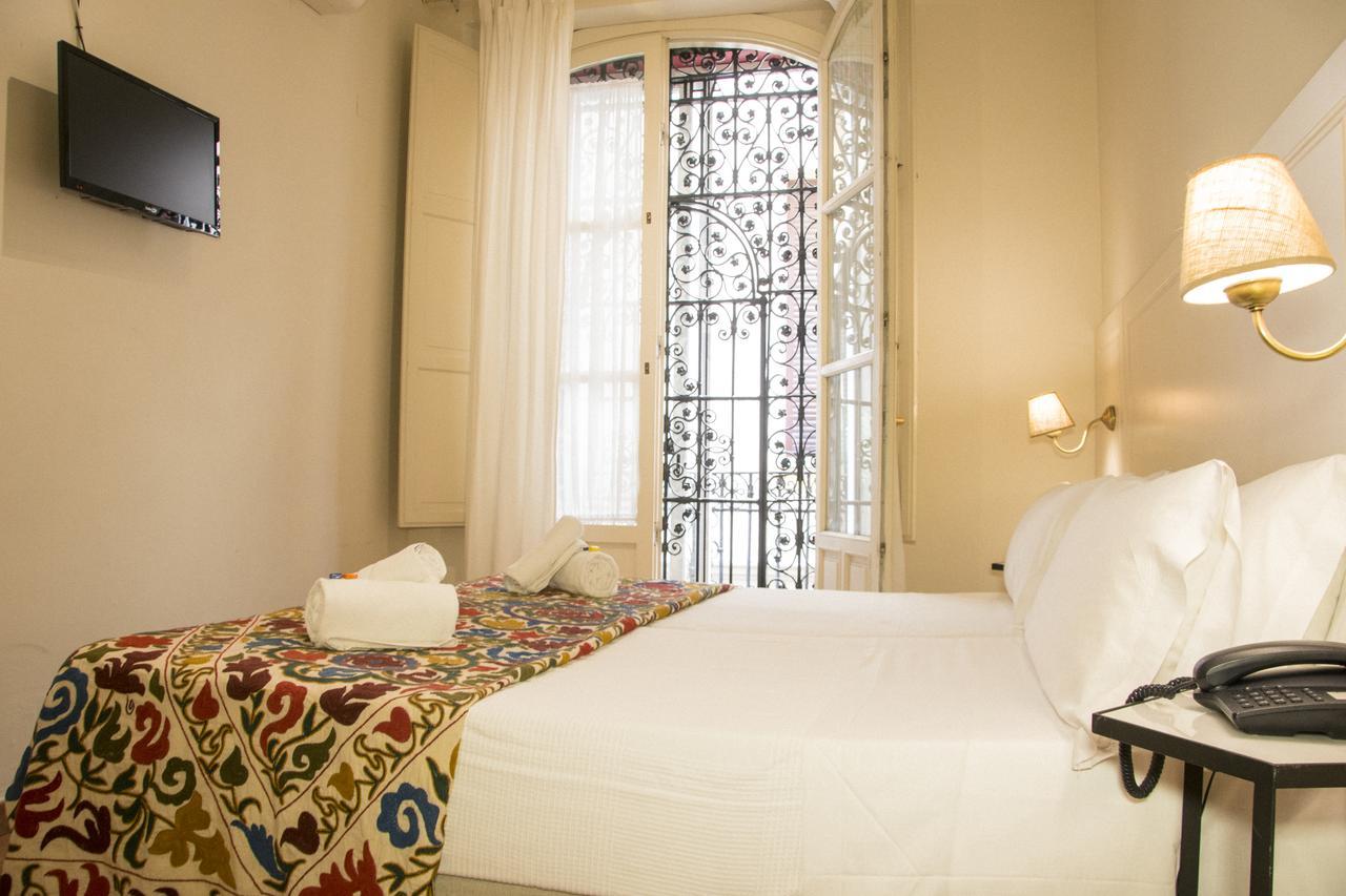 Hostal Callejon Del Agua Севілья Екстер'єр фото